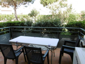 T3 Climatisé RDC avec Terrasse, Parking, Proche Activités - Port-la-Nouvelle - FR-1-797-30
